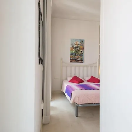 Bright Studio In The Heart Of